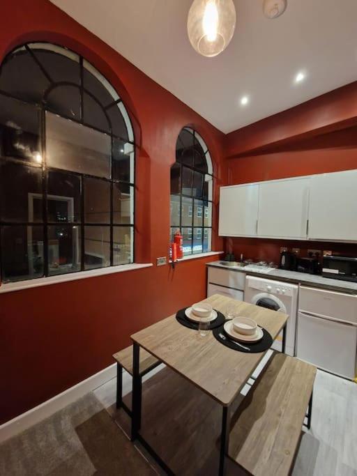 Stylish Jewellery Quarter Apartment Sleeps 4 Birmingham Extérieur photo